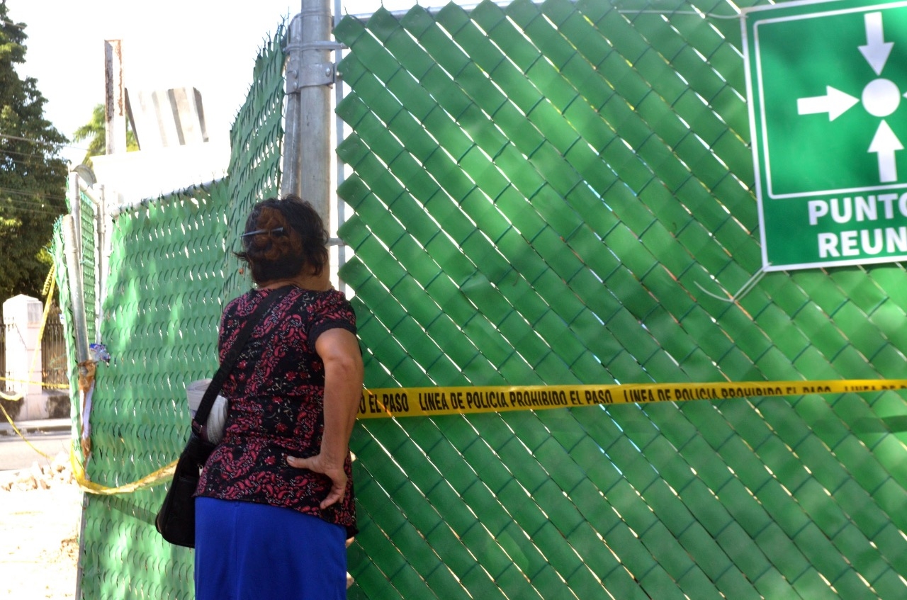 Autoridades reinician labores de rescate en Piso 60