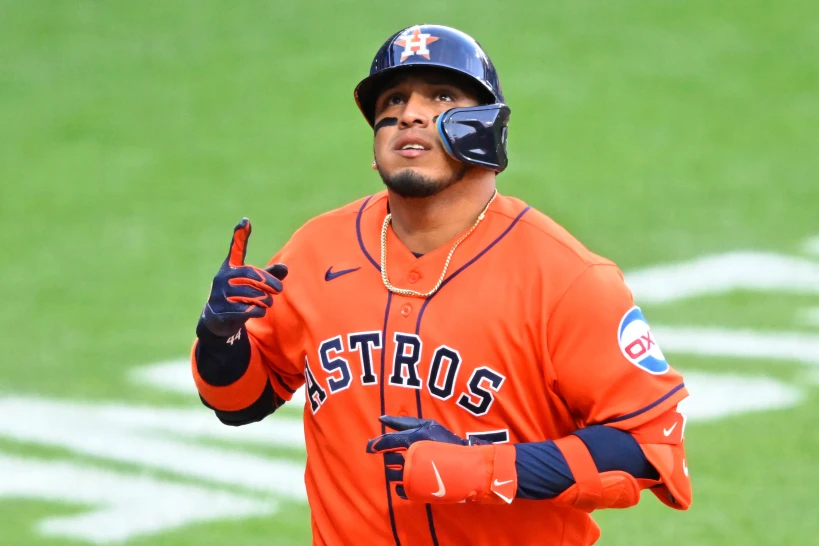 Paredes enciende a los Astros con sus primeros jonrones del año en un triunfo de 9-2 frente a los Guardianes