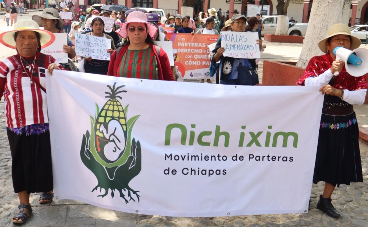 Parteras de Chiapas exigen respeto y fin a toda criminalización de su labor tradicional