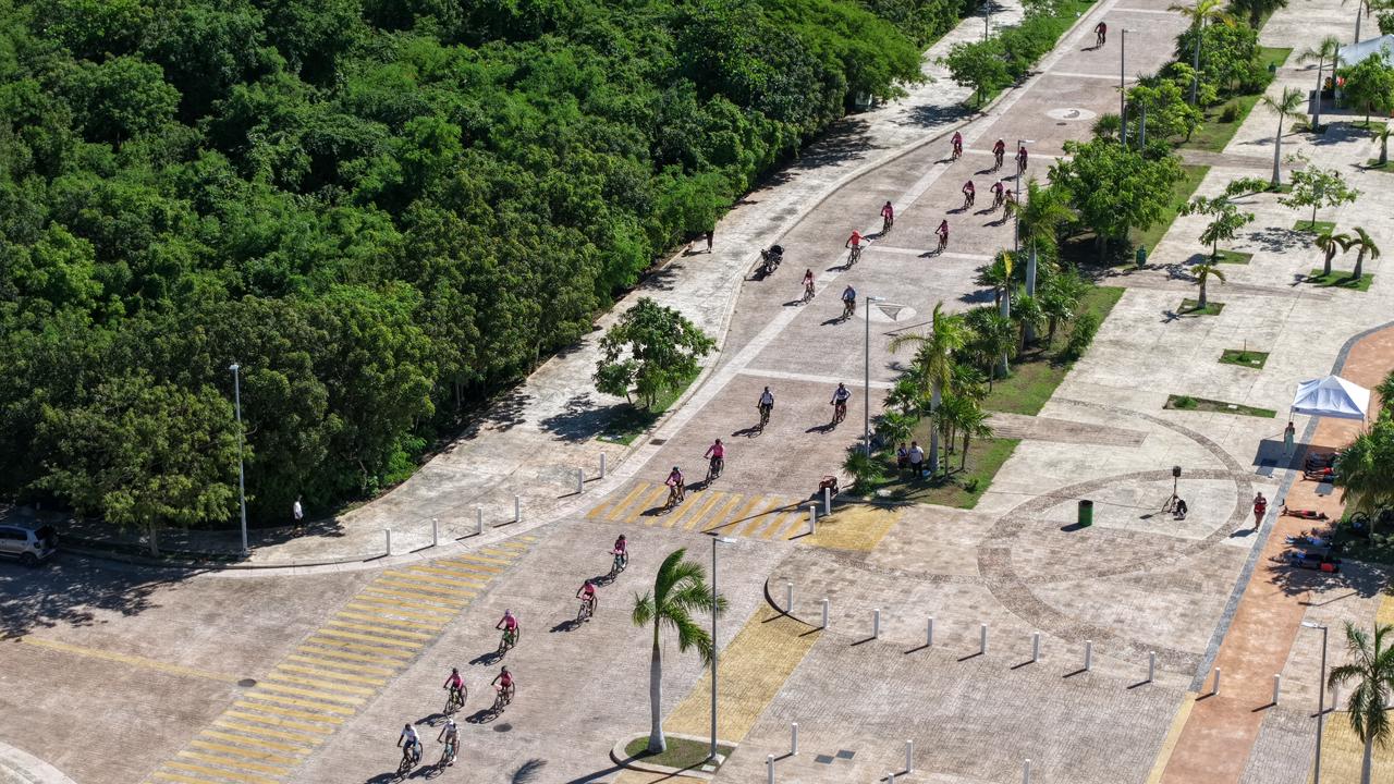 ''Paseo cancunense'' busca la reactivación de restaurantes locales