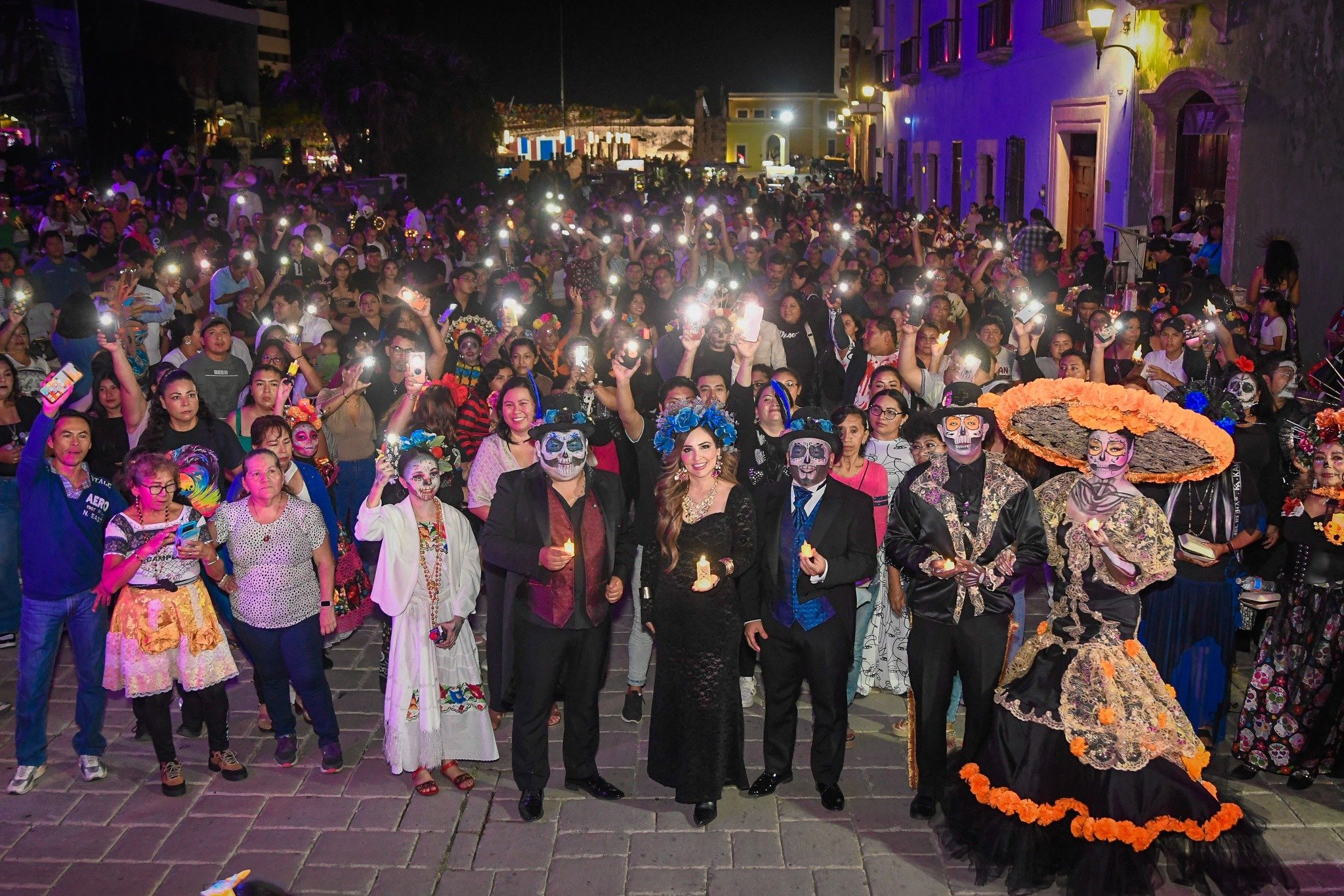 Alcaldía de Campeche premia a ganadores de concursos de Paseo de las Luces Gesti+ 2025