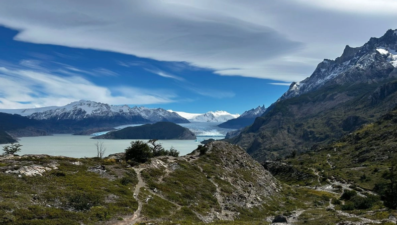 Mueren dos turistas mexicanos y buscan a siete desaparecidos tras tormenta de nieve en la Patagonia chilena