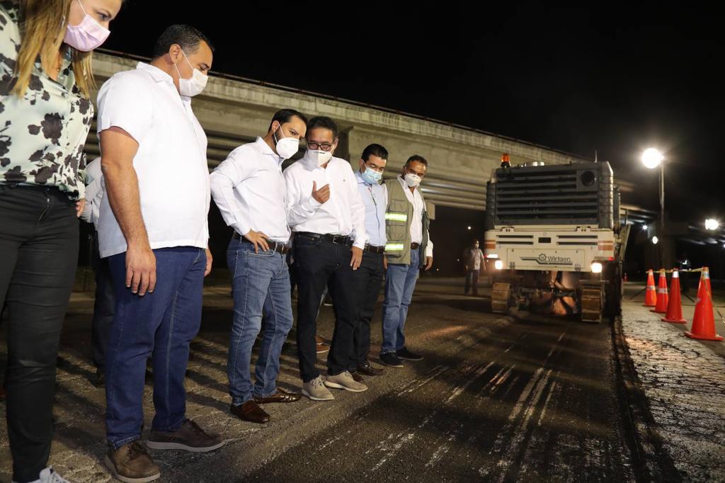 Inicia repavimentación de kilómetros críticos del periférico de Mérida