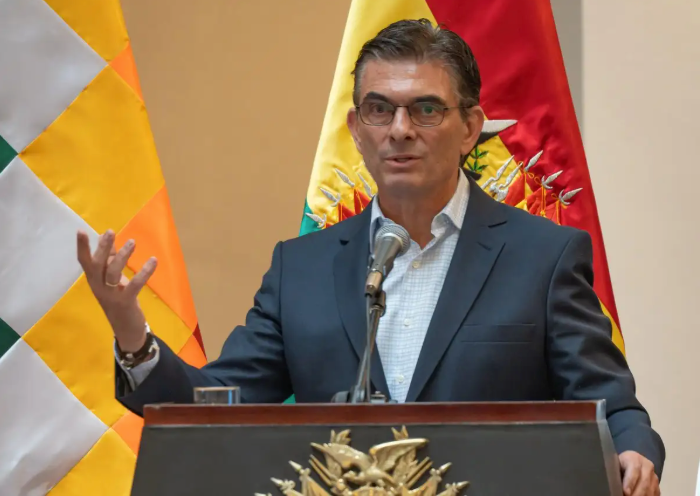 Bolivia: seis meses de neoliberalismo