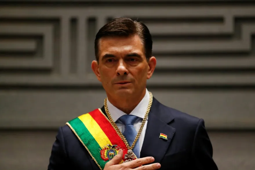 Rodrigo Paz asume presidencia de Bolivia y promete fin al aislamiento tras 20 años de socialismo