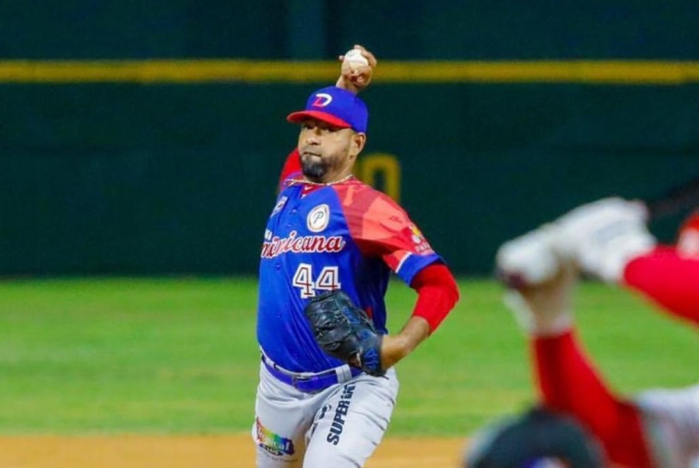 JARREN DURAN, LA JOYA MEXICANA DE MEDIAS ROJAS 