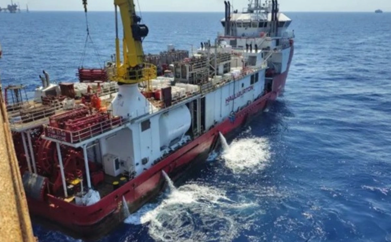 Carmen: Pemex concluye reparación de ducto submarino tras derrame en Ek-Balam