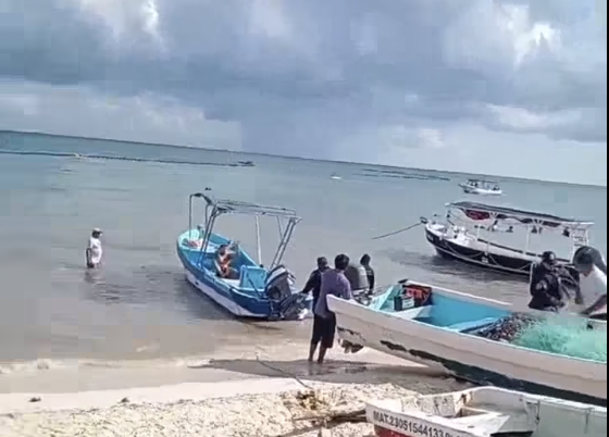Determinan que pescador detenido en Playa del Carmen murió por asfixia por broncoaspiración