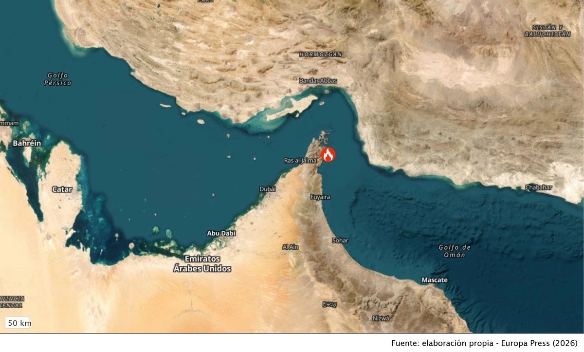 Tres embarcaciones petroleras son bombardeadas en el estrecho de Ormuz