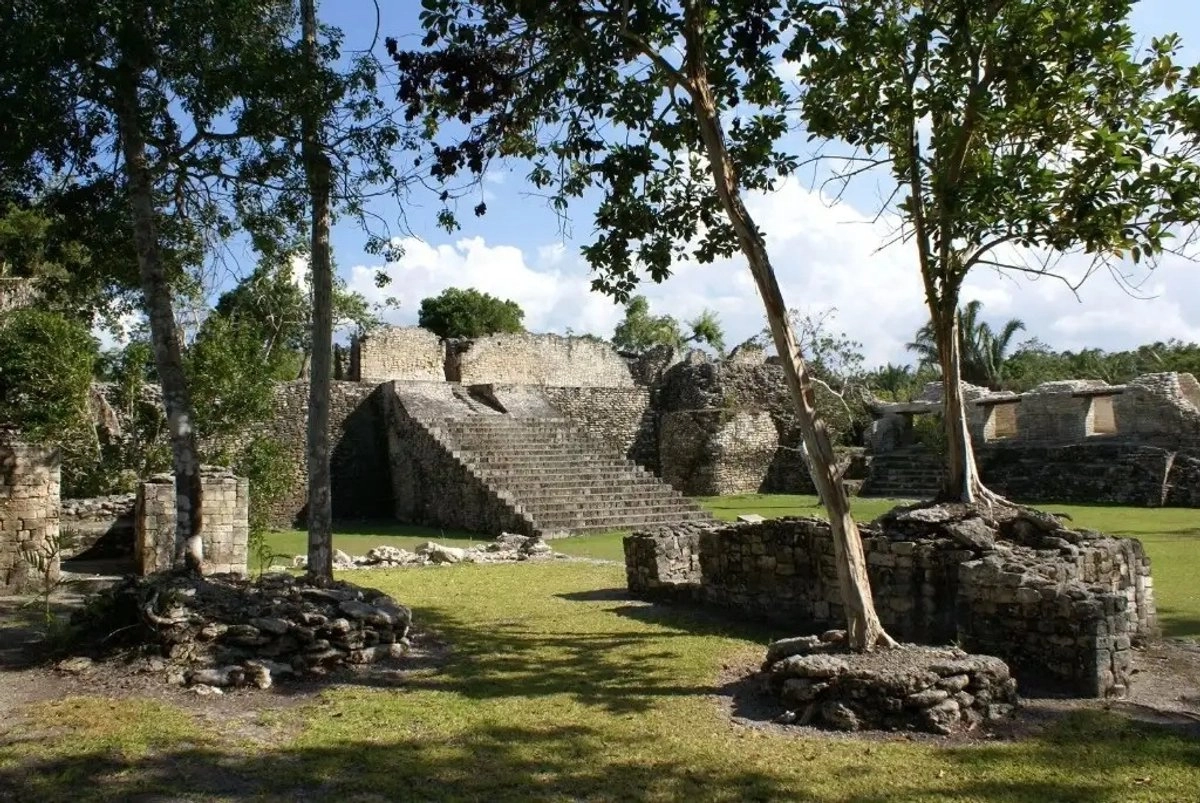 Piden ''frente común'' empresarial en favor de pueblos mayas en Quintana Roo