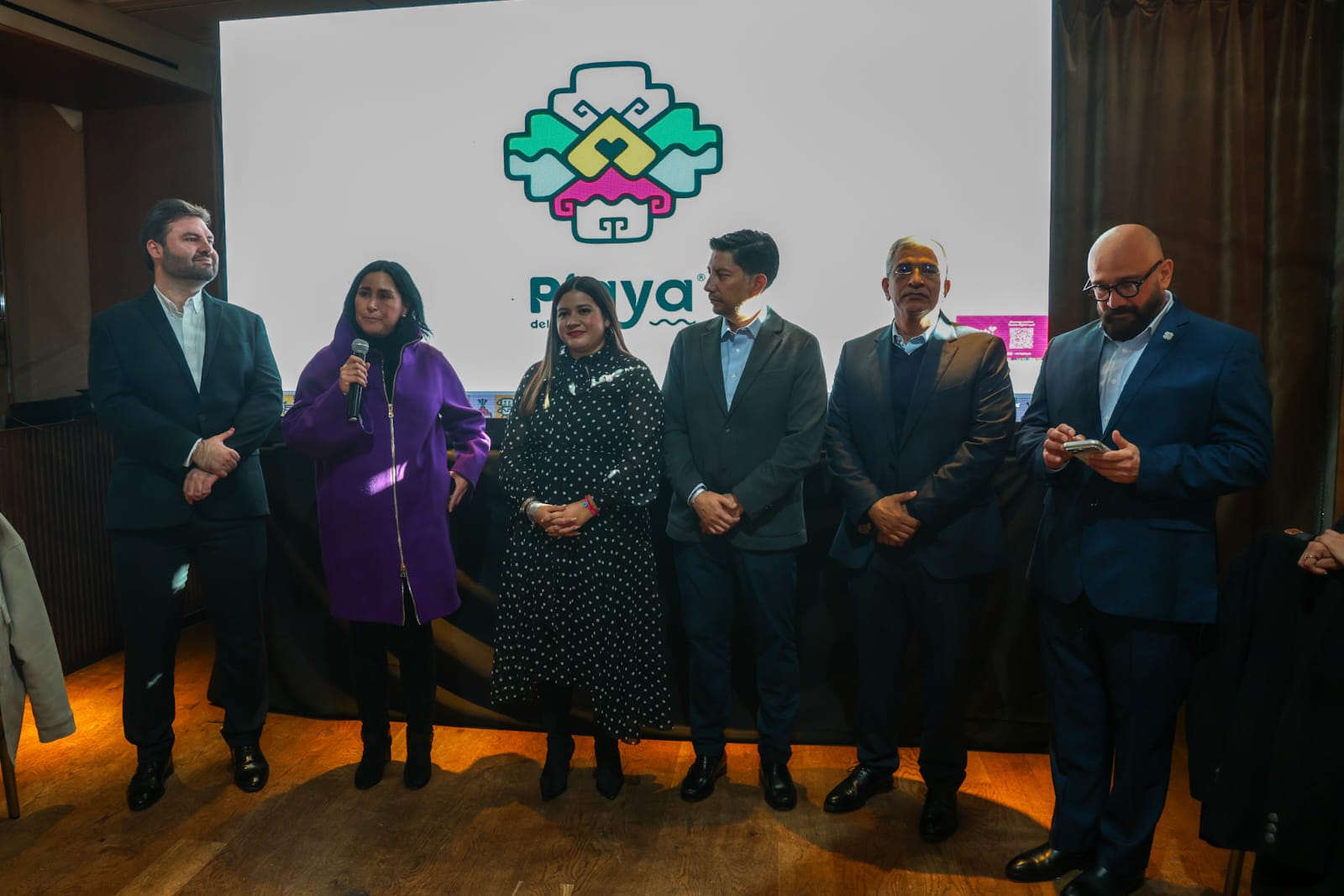 Delegación de Playa del Carmen se reúne con más de 250 agentes de viajes en Madrid