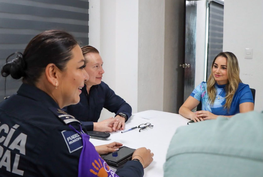 Revisan estrategias de la policía de 'Playa' en derechos humanos y perspectiva de género
