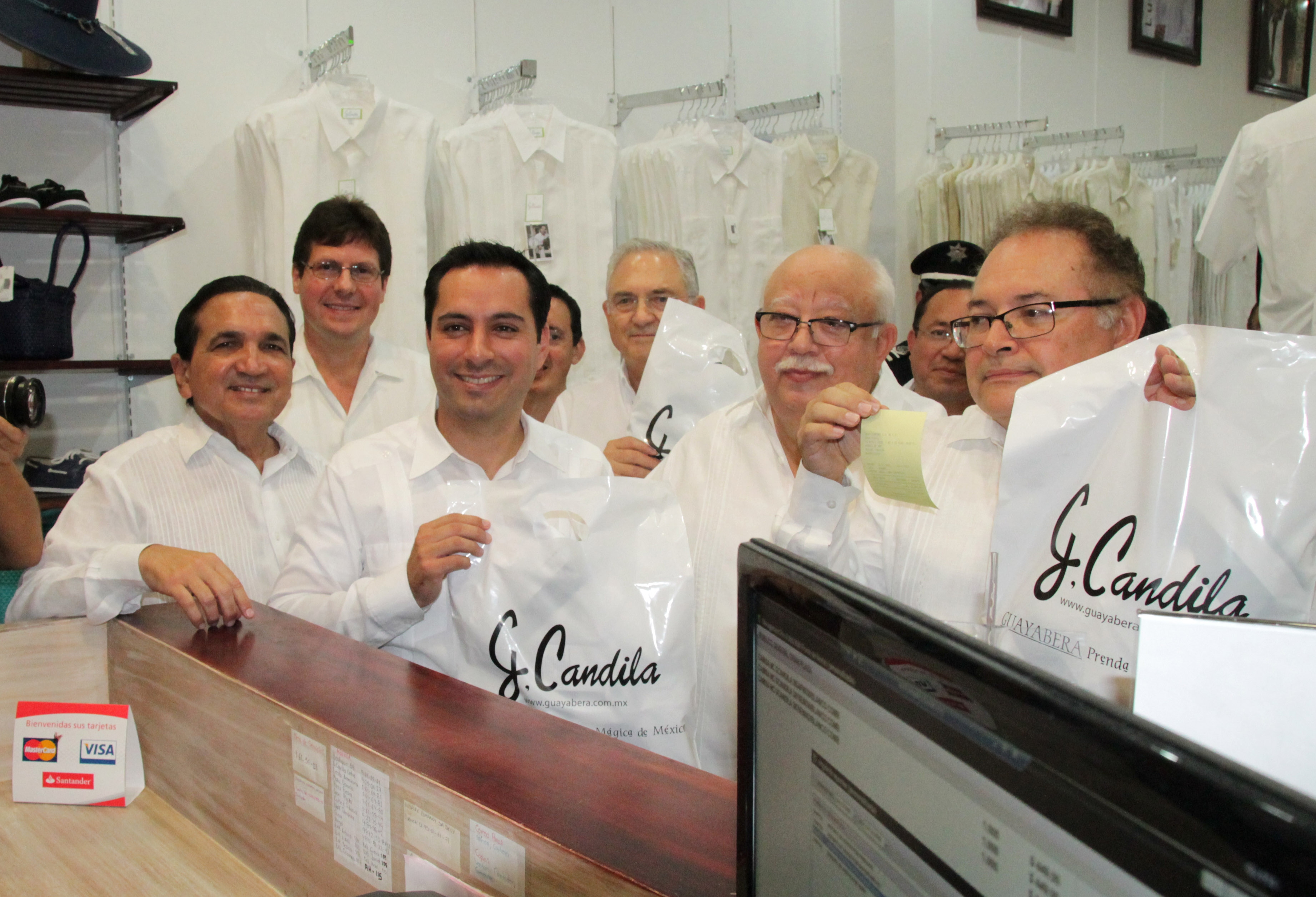 Primera compra se realiza en La Gran Plaza