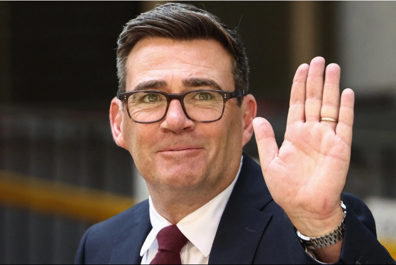 Andy Burnham será el nuevo primer ministro de Reino Unido tras ser elegido líder del Partido Laborista