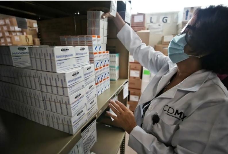 Sheinbaum confirma que farmacéuticas invertirán 21 mil mdp para producir medicamentos