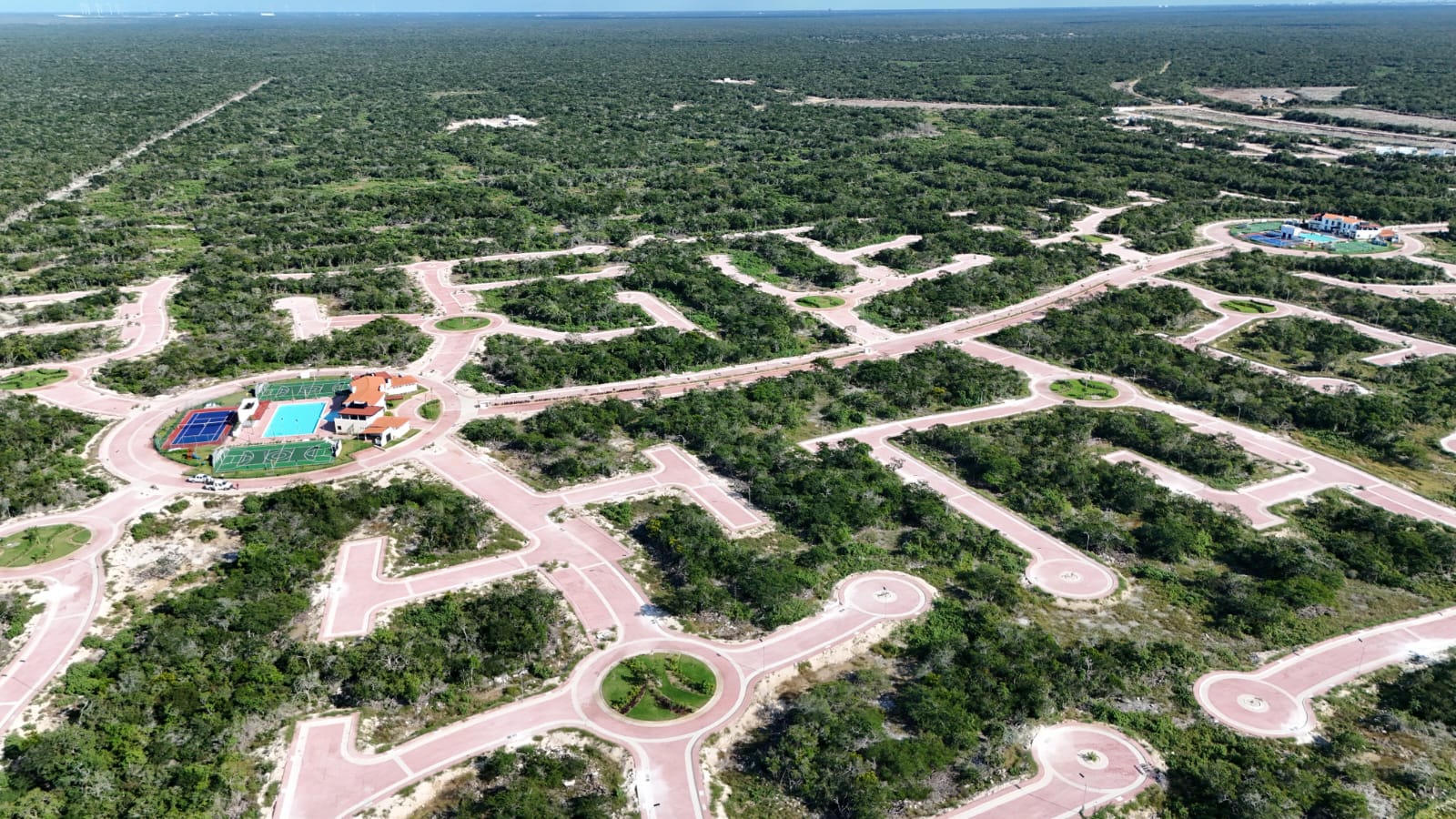 Profepa clausura proyecto inmobiliario Ciudad Maderas Península II en Chelem, Yucatán