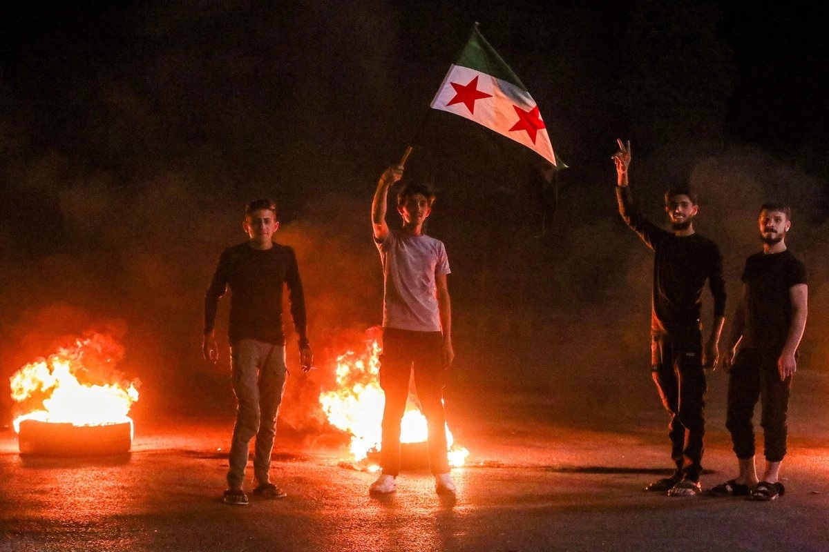 Siria vive protestas violentas tras el aumento de precios al combustible