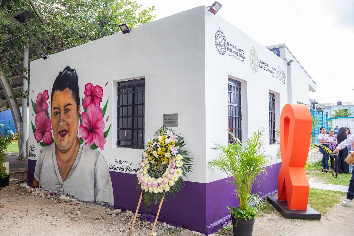 Estefanía Mercado inaugura Punto Violeta para atención de mujeres agredidas, en Playa del Carmen 
