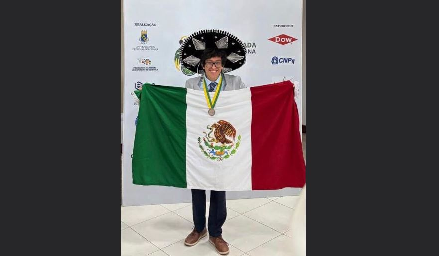 Joven chetumaleño gana medalla de plata en la XXX Olimpiada Iberoamericana de Química