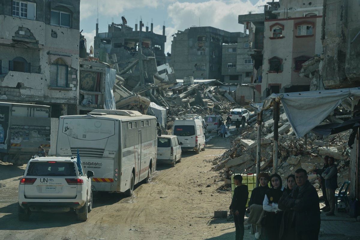 El cruce de Rafah está reabierto, pero muy pocos palestinos han podido pasarlo