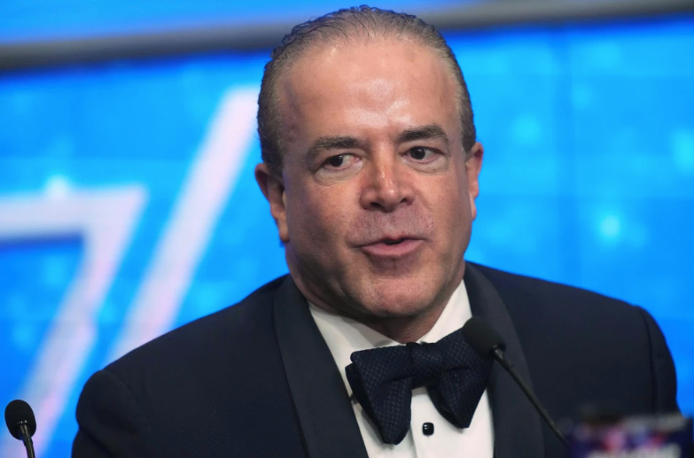 UIF bloquea cuentas de Raúl Rocha Cantú, copropietario de Miss Universo