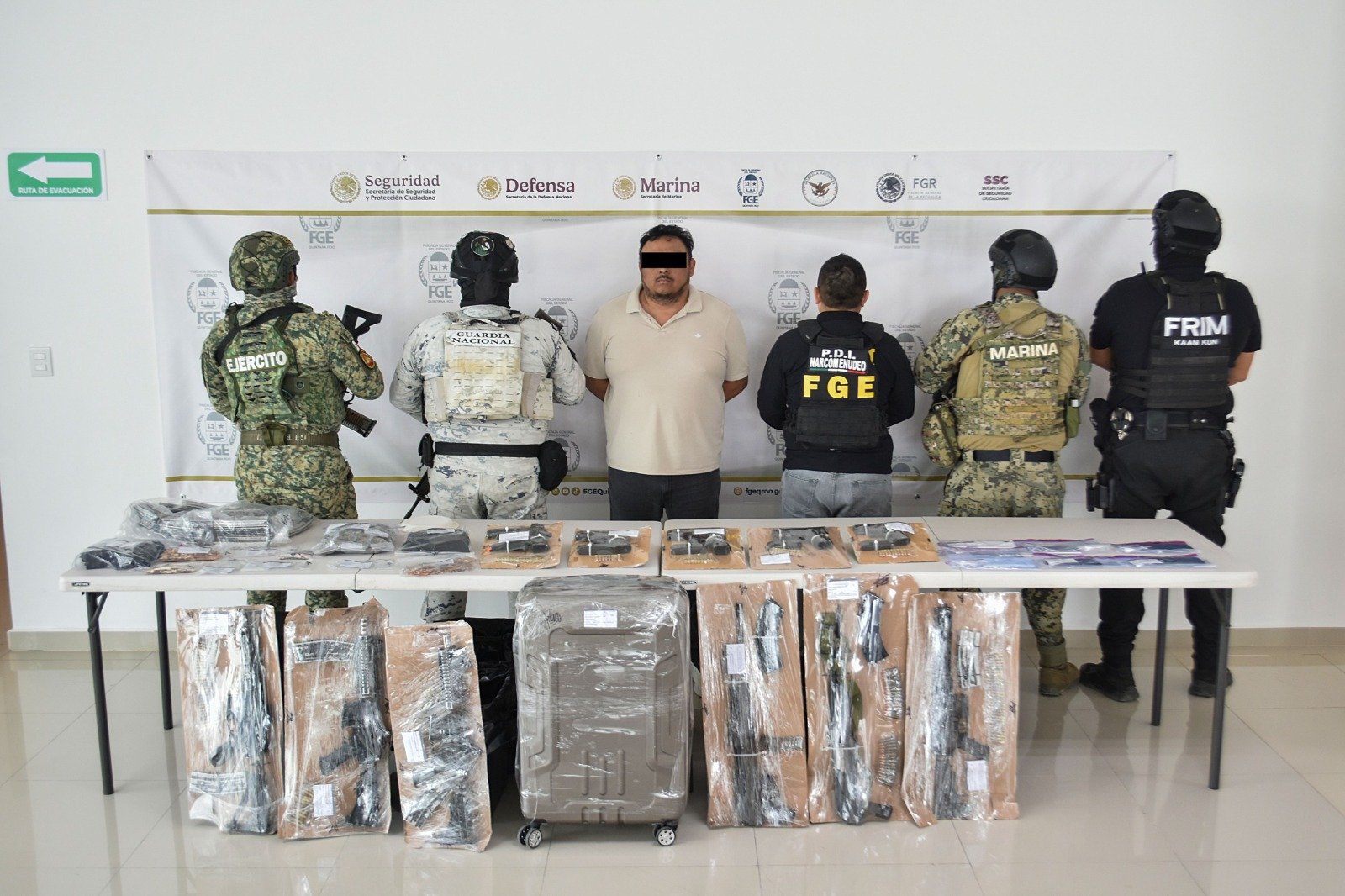 Capturan al líder del 'CJNG' de Playa del Carmen; lo relacionan con narcomenudeo, homicidios y desapariciones