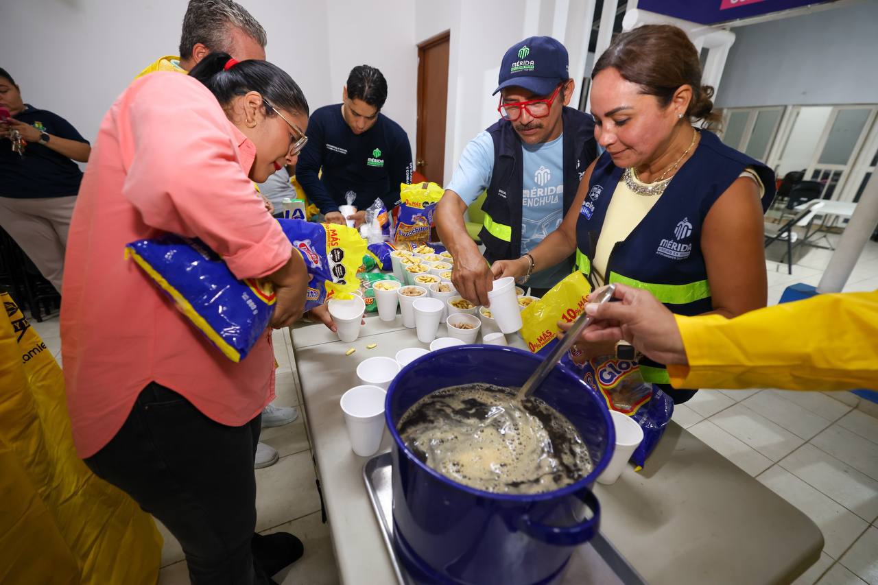 Habilitan refugio temporal en Emiliano Zapata Sur II ante intensas lluvias en Mérida.