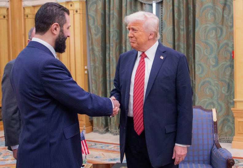 Trump recibe a presidente de Siria y asegura que hará todo ''para que tenga éxito''