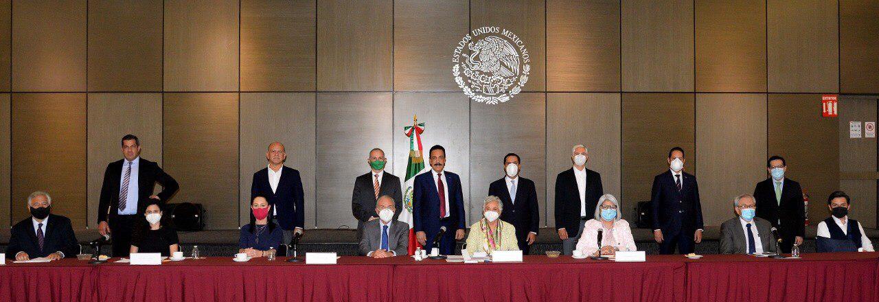 Se reúne Vila Dosal con gobernadores y funcionarios federales