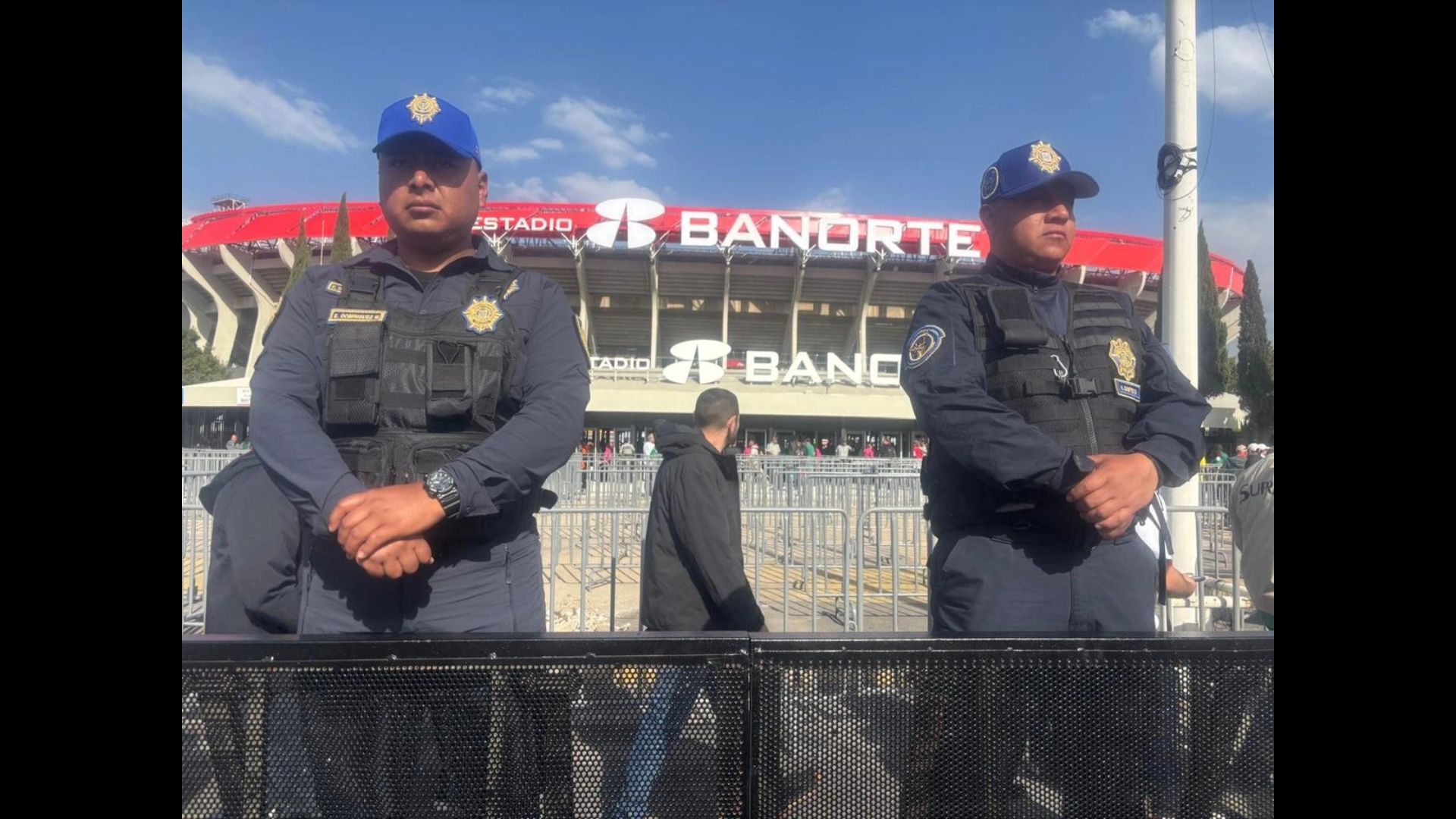 Detienen a tres revendedores en inmediaciones del estadio Banorte previo al México-Portugal