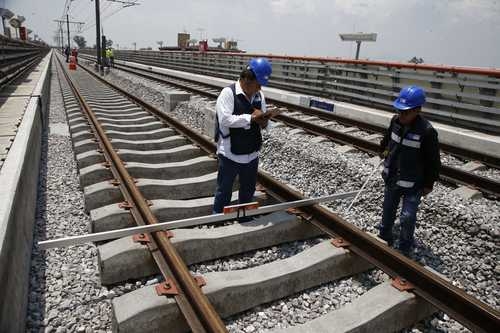 Tren Maya generaría más de 60 mil empleos en tramo de Izamal a Cancún: CMIC
