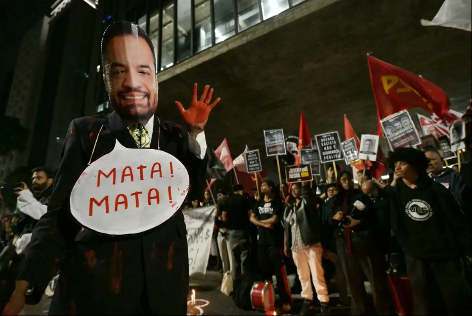 Por masacre que dejó 121 muertos, exigen renuncia del gobernador bolsonarista en Río de Janeiro