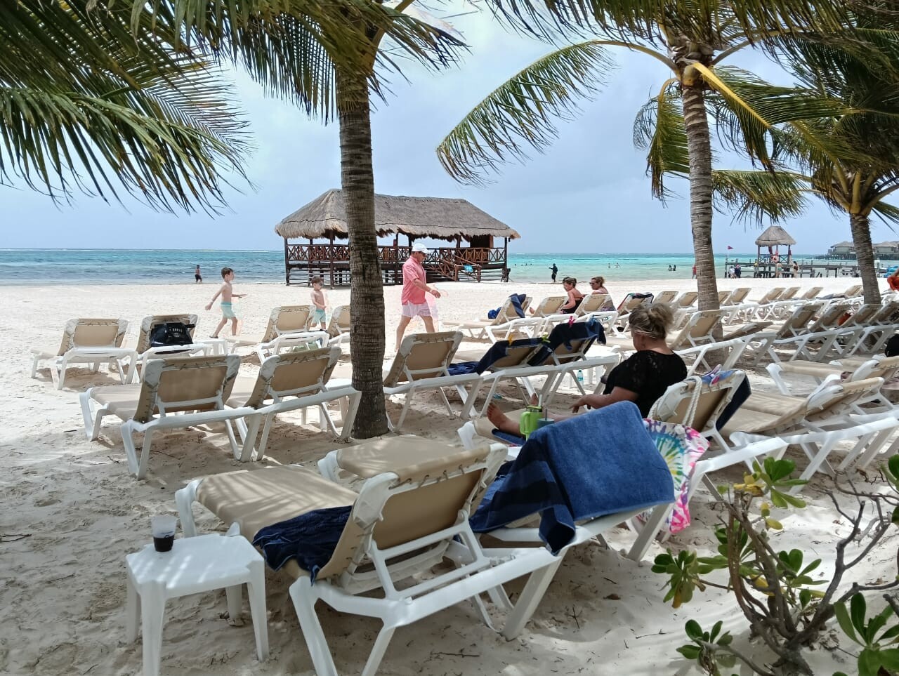 Cadenas hoteleras españolas consolidan sus operaciones en QRoo