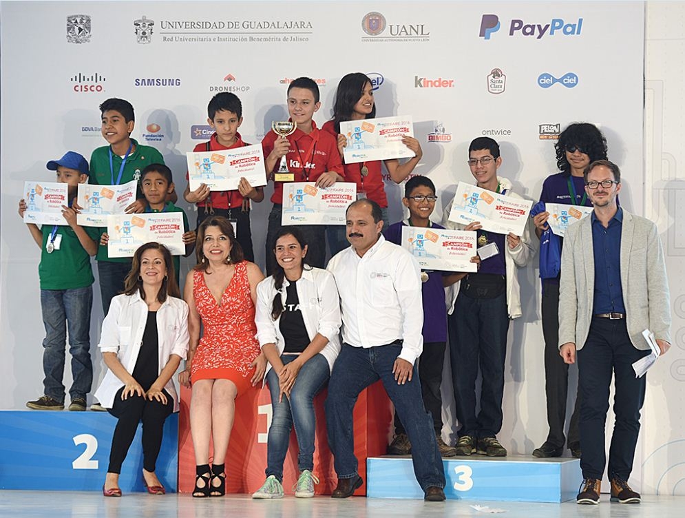 Yucatán, único estado en recibir dos medallas