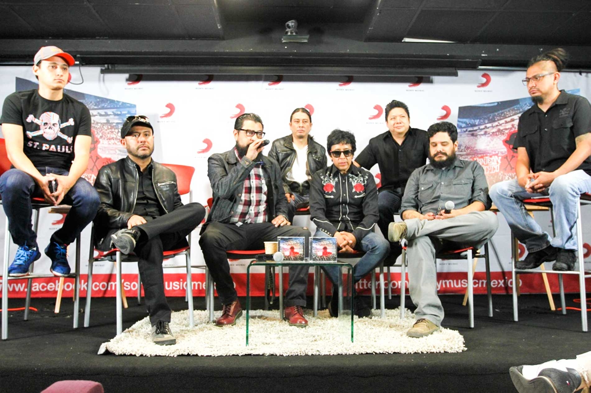 Vienen Molotov y Rococó