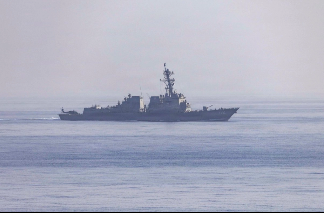 Precios del petróleo se desploman tras anuncio de reapertura del estrecho de Ormuz