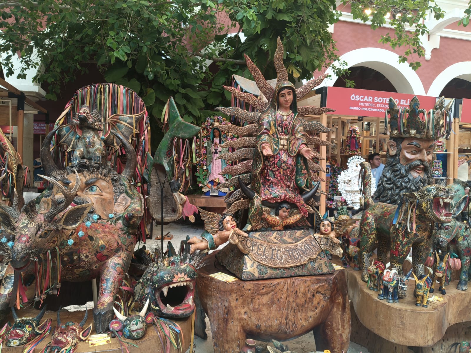 Más de 12 millones de personas se dedican a crear artesanías en México: Sectur