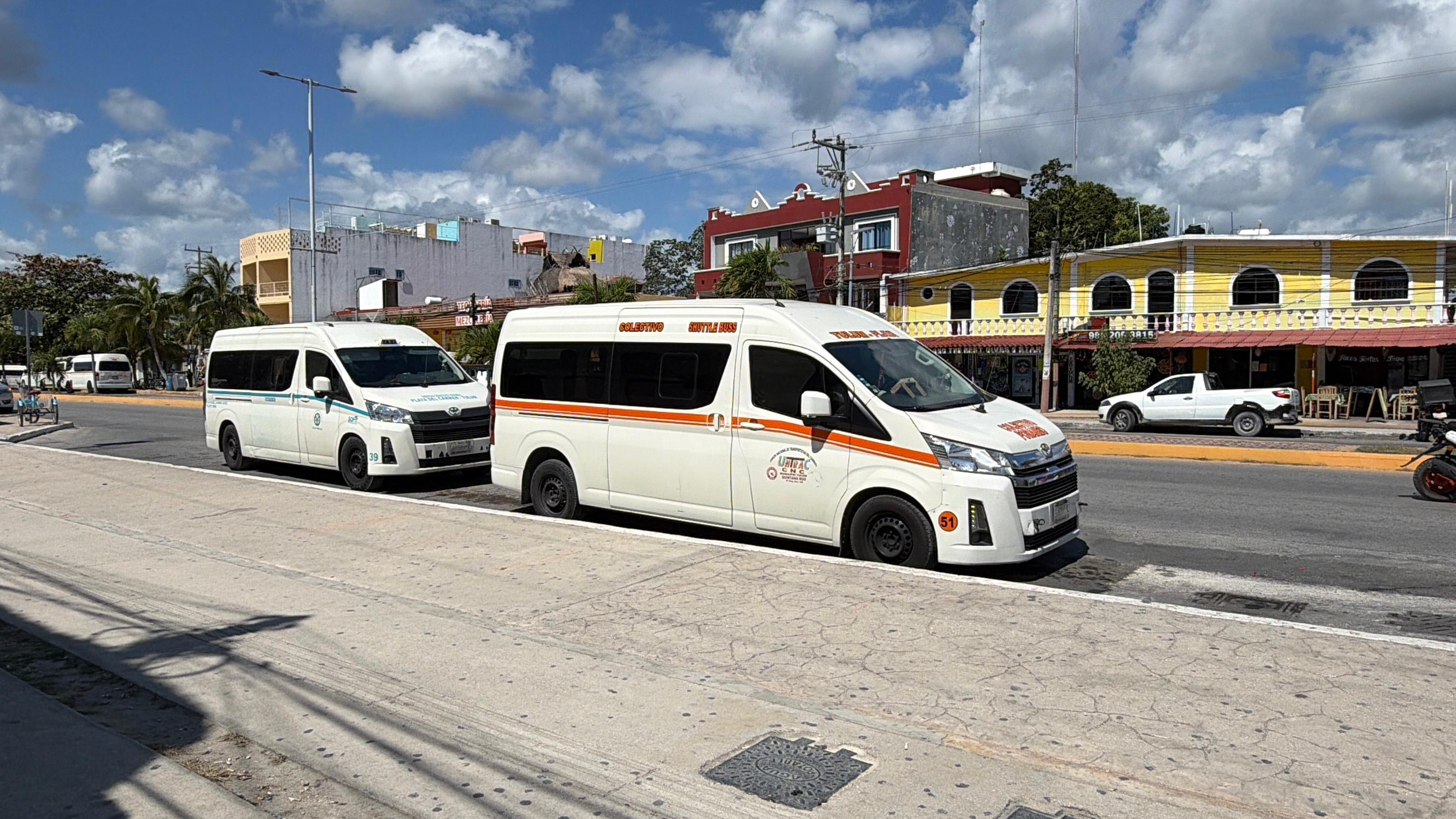 Advierten posible paro de labores del servicio de transporte colectivo en la ruta Tulum–Playa del Carmen 