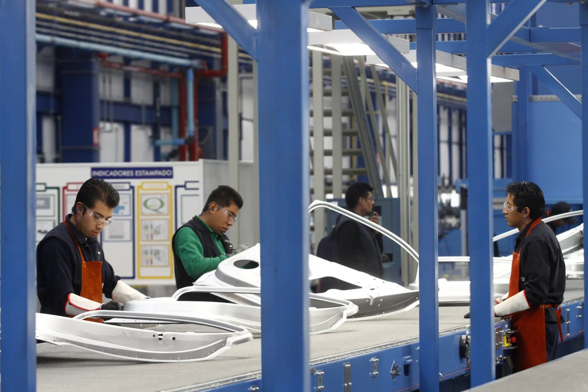 Aumento al salario mínimo crea nueva clase media