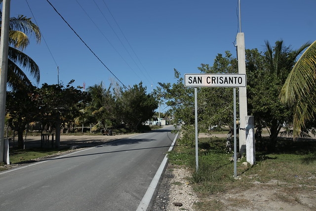 Por vía institucional o 