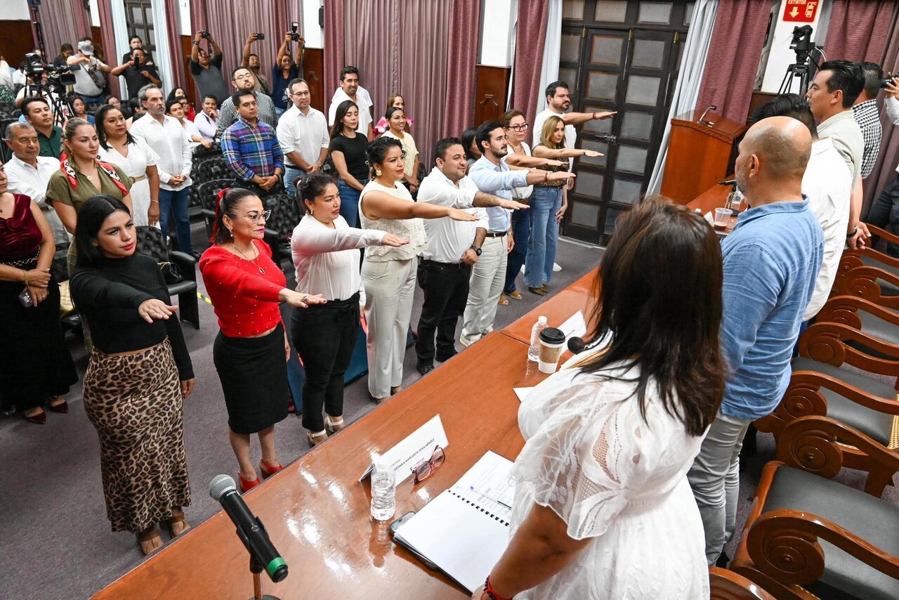 Campeche: Alejandra Hidalgo preside nuevamente la Mesa Directiva para el periodo de sesiones ordinarias