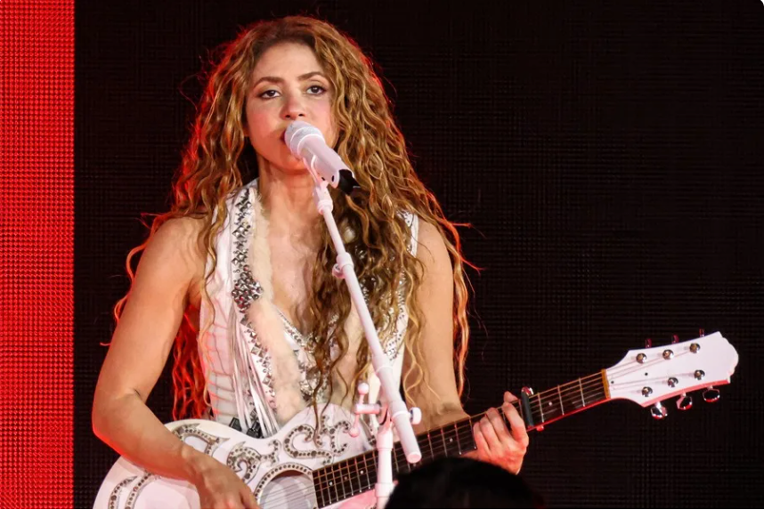 Shakira rompe el récord Guinness a la gira latina más exitosa y desbanca a Luis Miguel