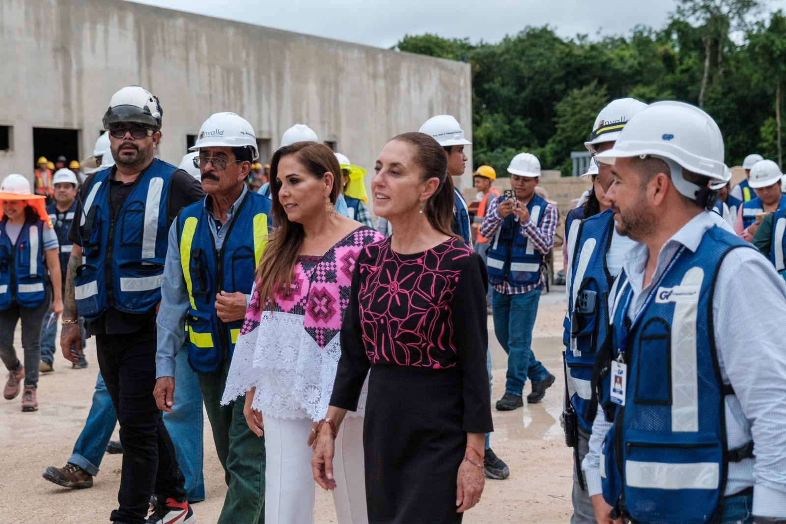 Claudia Sheinbaum supervisa hospitales y proyectos de salud en Chetumal