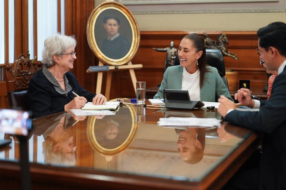 Sheinbaum conversa con primera ministra de Barbados para impulsar cooperación con el Caribe