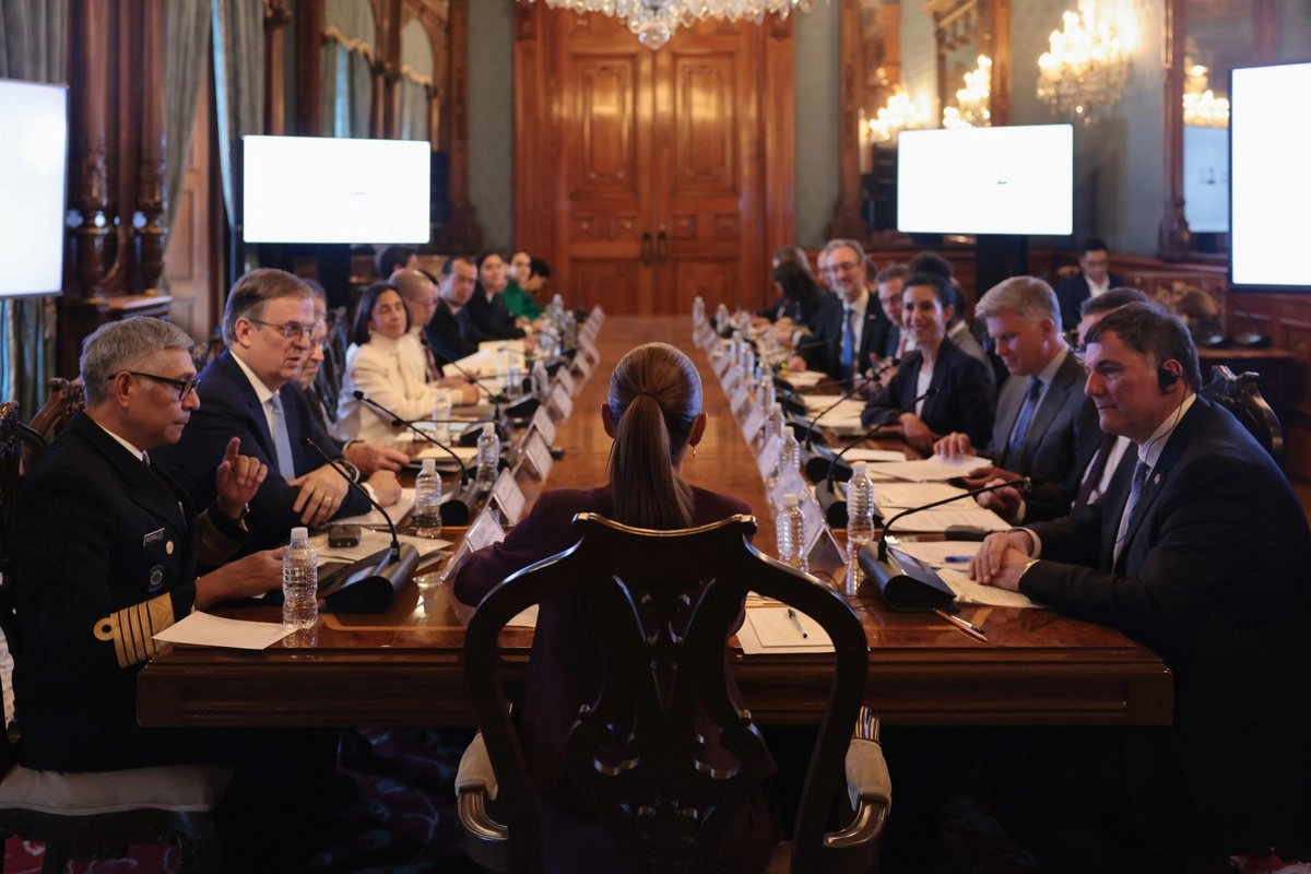 Sheinbaum se reúne con ministro y empresarios de Canadá para impulsar inversiones en México