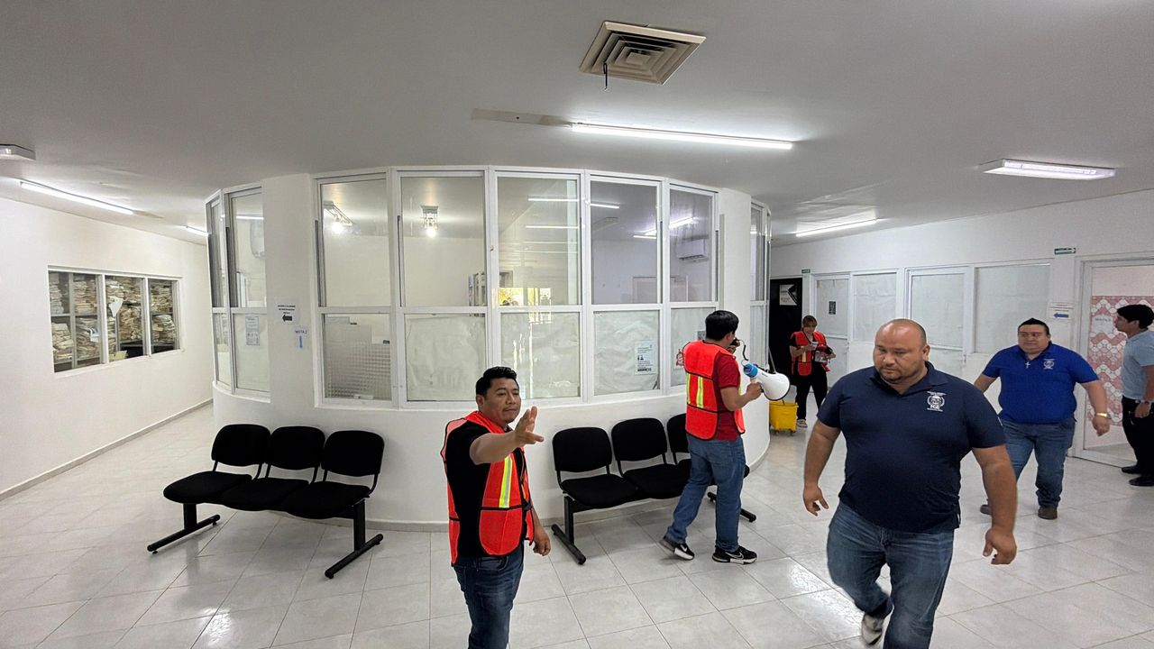 Más de 850 personas participan en el simulacro nacional en Tulum