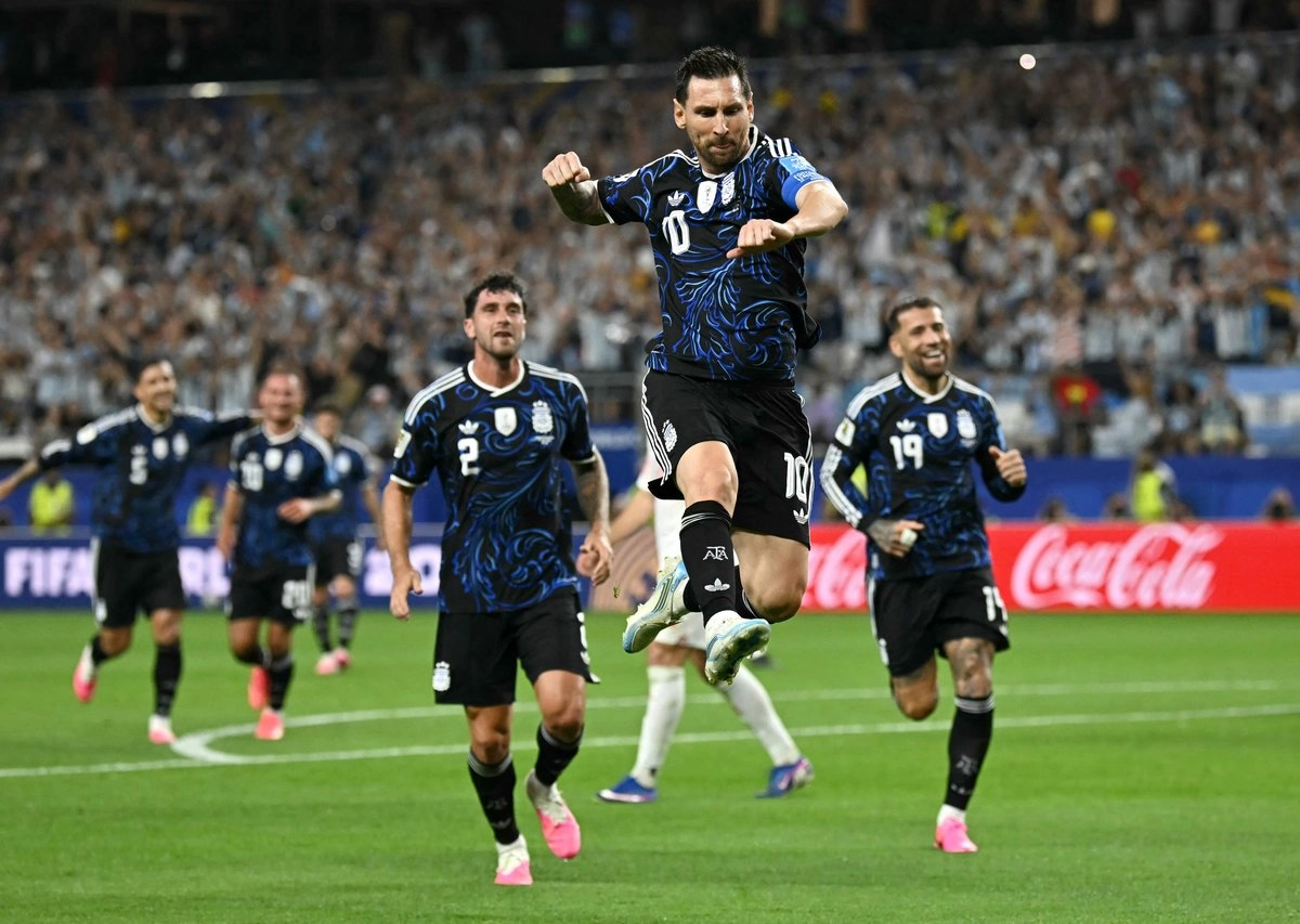 Sin deslumbrar, Argentina vence a Jordania y cierra con tres victorias fase de grupos del Mundial 2026