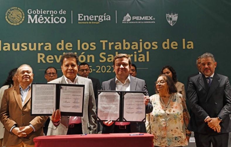 Sindicato petrolero aceptó propuesta de Pemex de incremento integral al salario de 7.5 por ciento