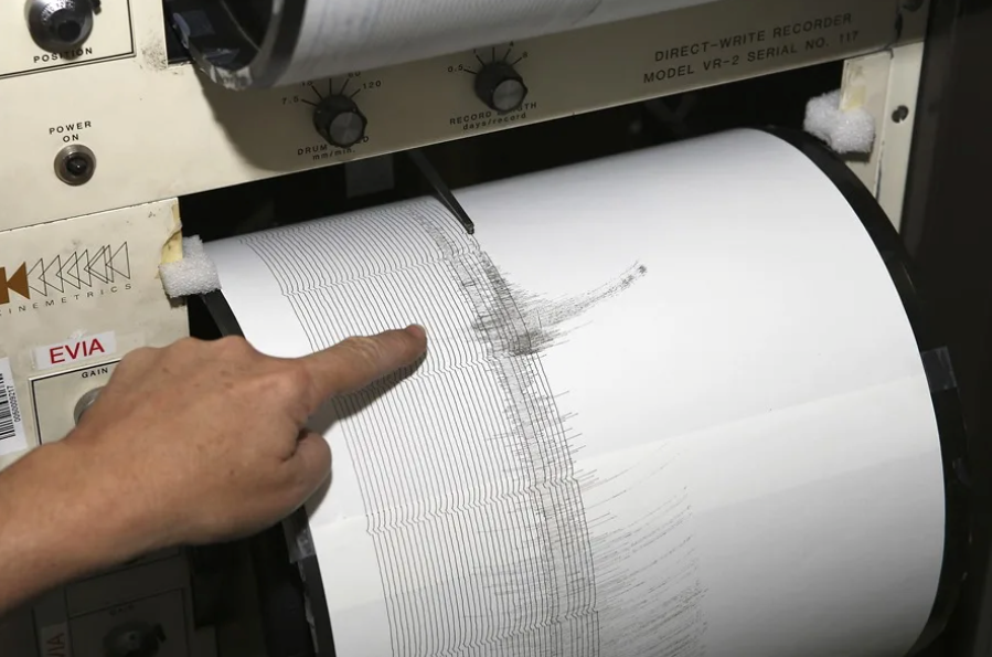 El terremoto de magnitud 5 en Granada, España, provoca daños materiales y llamadas de emergencia