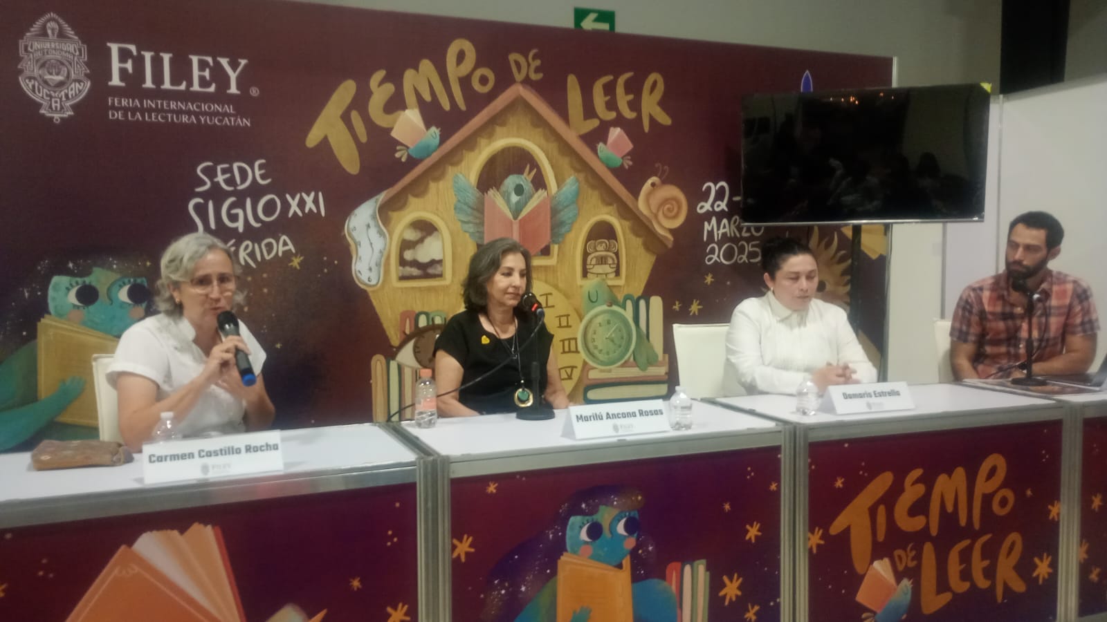 Científicas sociales charlan en la Filey 2025 sobre el abordaje del suicidio en medios de comunicación